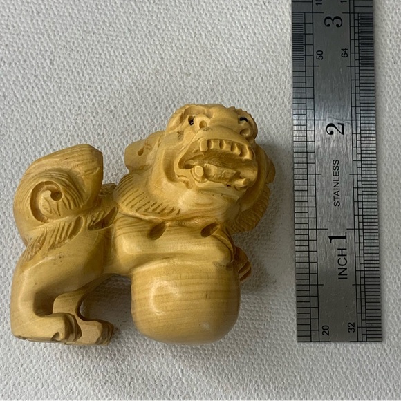 Vintage Hand Carved Pixiu Boxwood Netsuke Animal Figurine Wood Carving 2.2"x2" - Picture 14 of 15